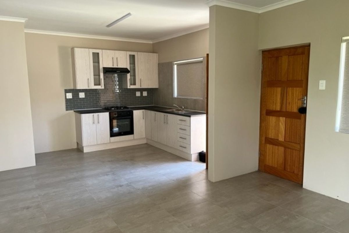 Cluster For Sale In East London - Photo 4