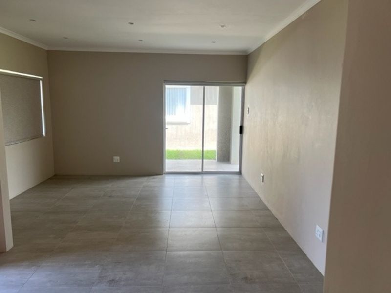 Cluster For Sale In East London - Photo 2