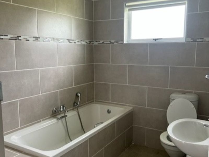 Cluster For Sale In East London - Photo 7