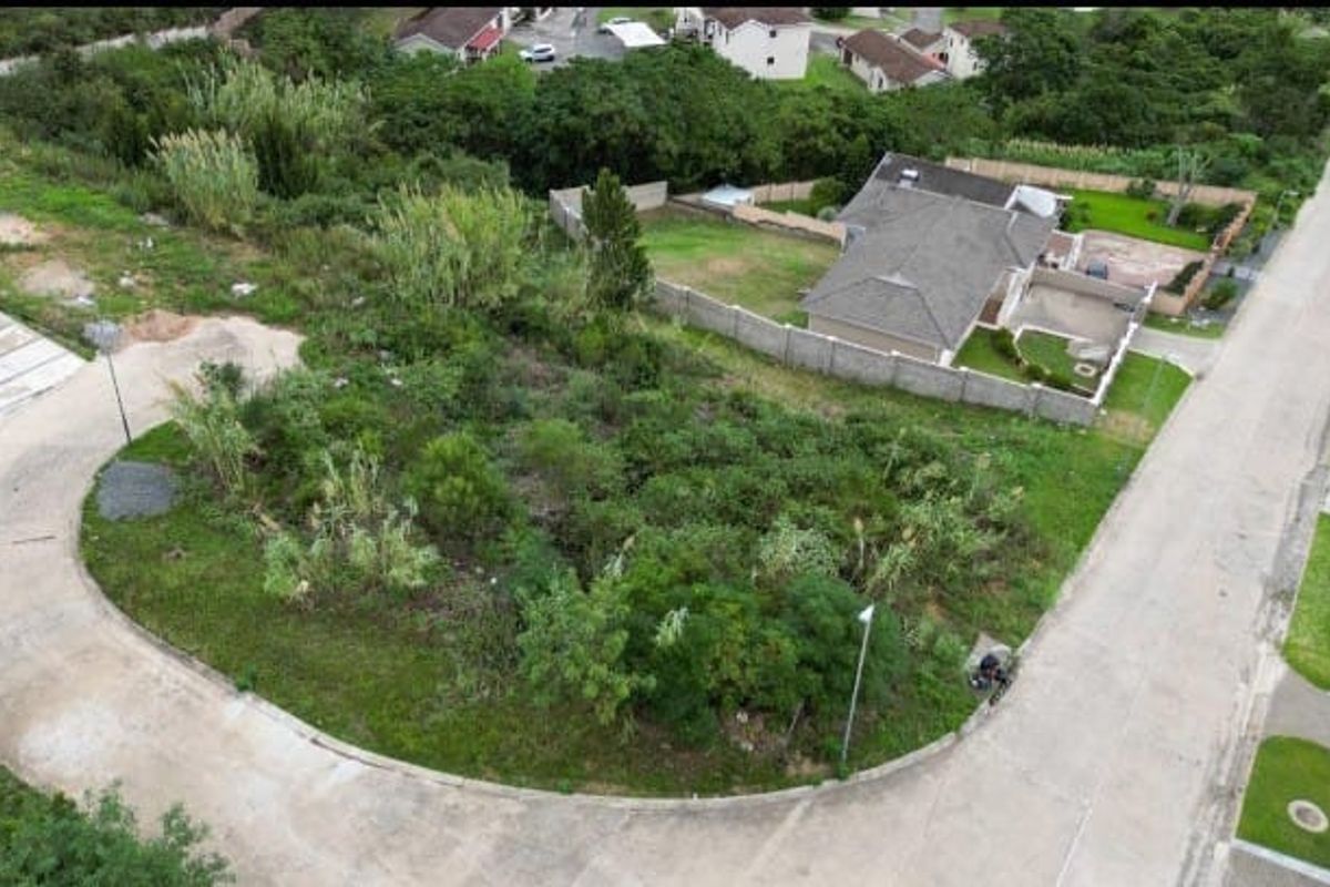 Vacant Land Residential For Sale In East London - Photo 2