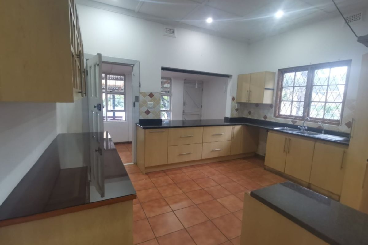 House For Sale In East London - Photo 5