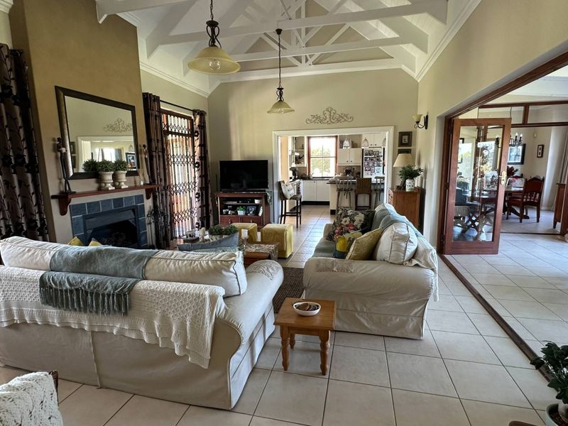 Smallholding For Sale In East London - Photo 6