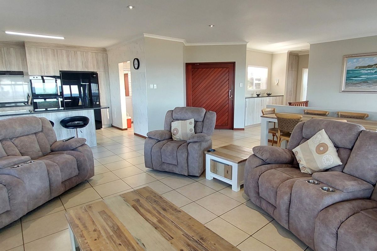 House For Sale In East London - Photo 4