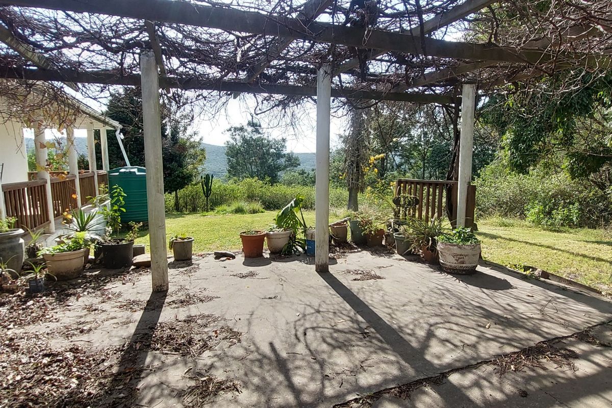 Farm For Sale In East London - Photo 4