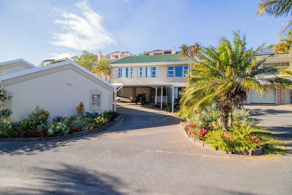 Townhouse For Sale In East London - Photo 2