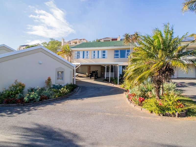 Townhouse For Sale In East London - Photo 2