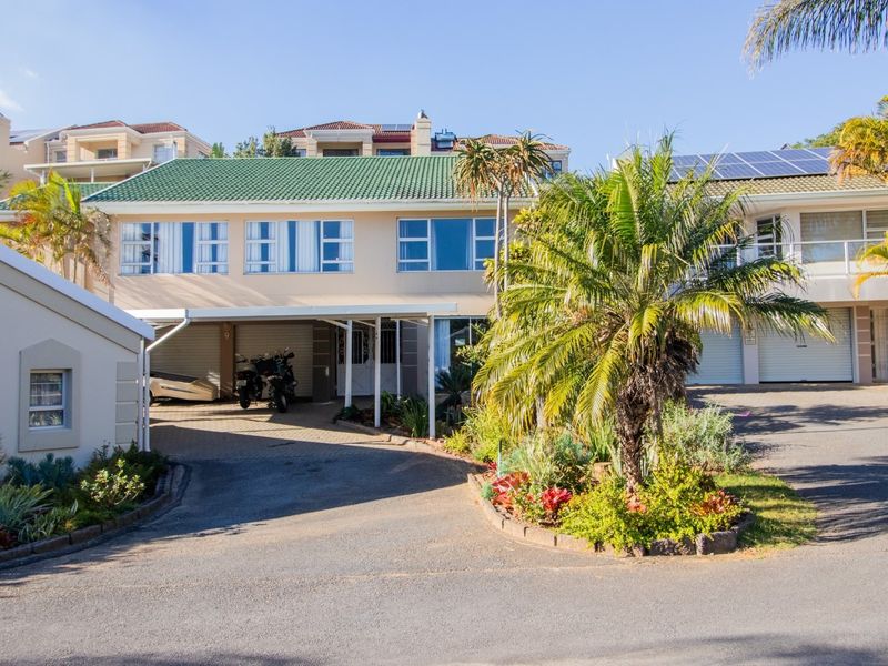 Townhouse For Sale In East London - Photo 4