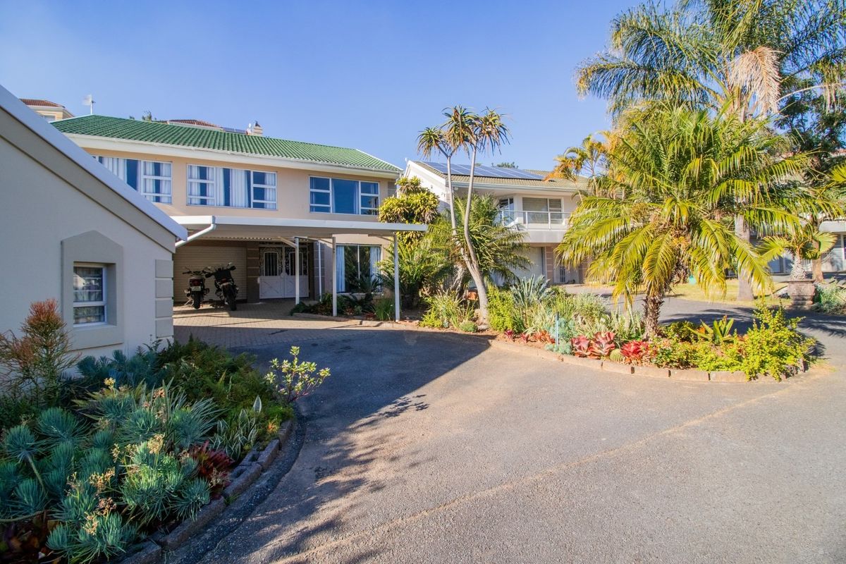 Townhouse For Sale In East London - Photo 3