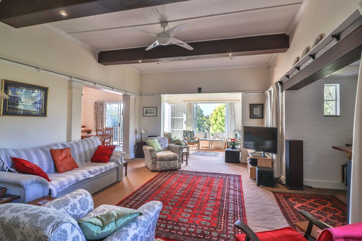 House For Sale In East London - Photo 4