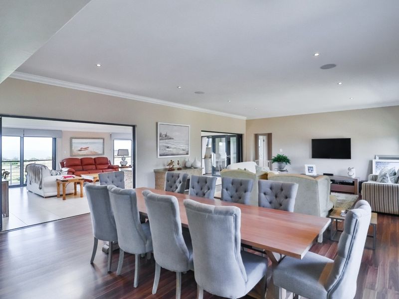 House For Sale In East London - Photo 9