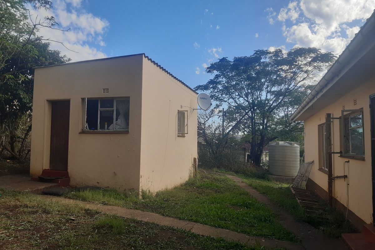 House For Sale In Butterworth - Photo 4