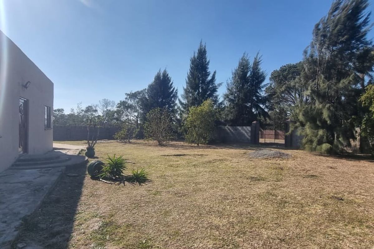 House For Sale In King Williams Town - Photo 2