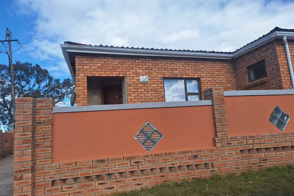 House For Sale In King Williams Town - Photo 3