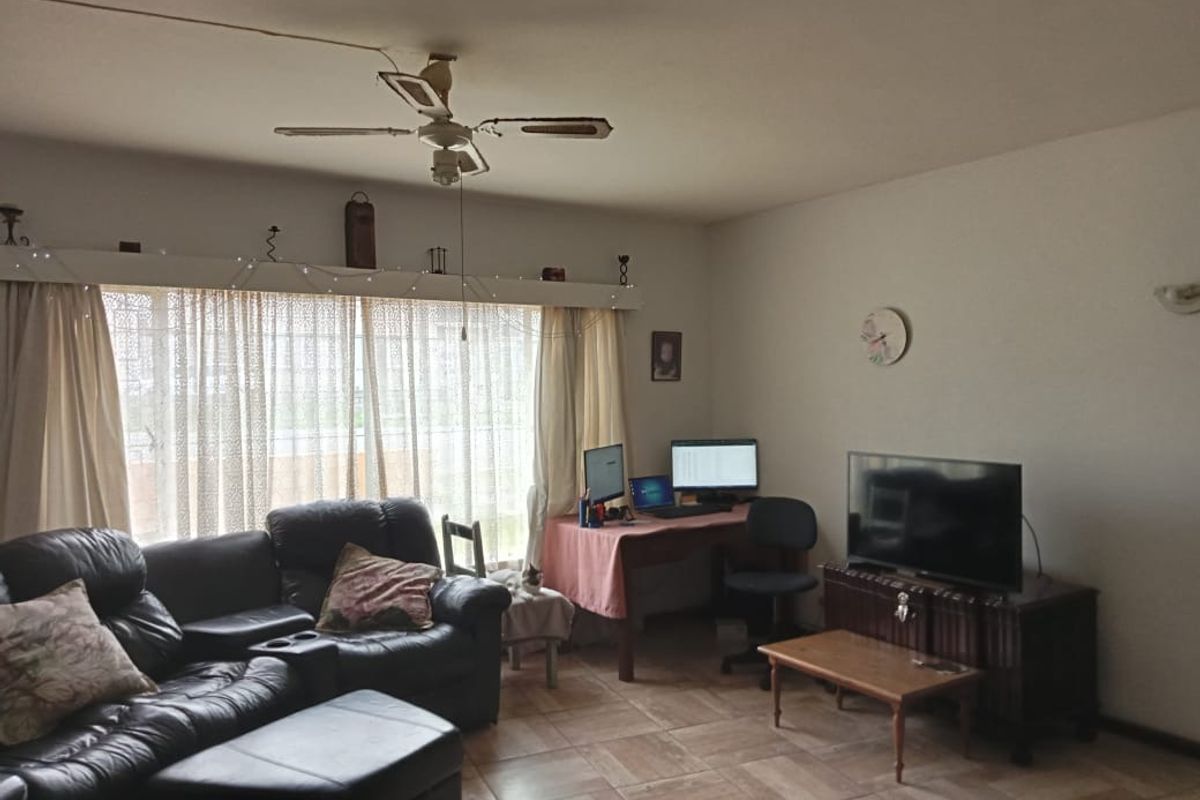 Apartment For Sale In East London - Photo 3