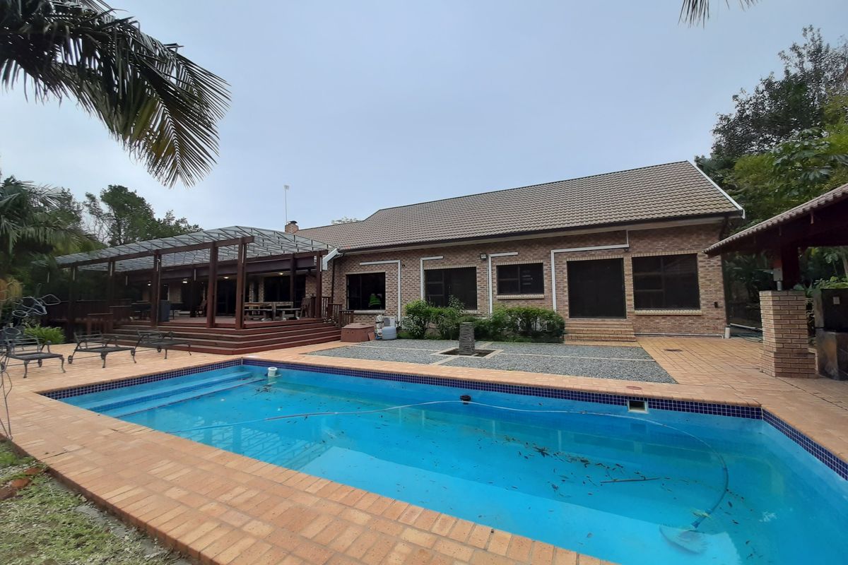 Magnificent Riverfront Estate on 5 036m2 of Pure Tranquility - Photo 4