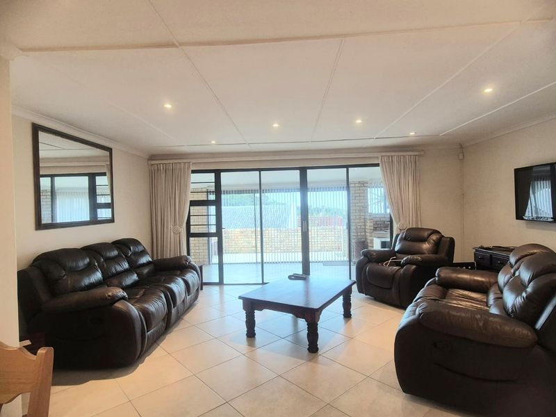 House For Sale In Cintsa - Photo 9