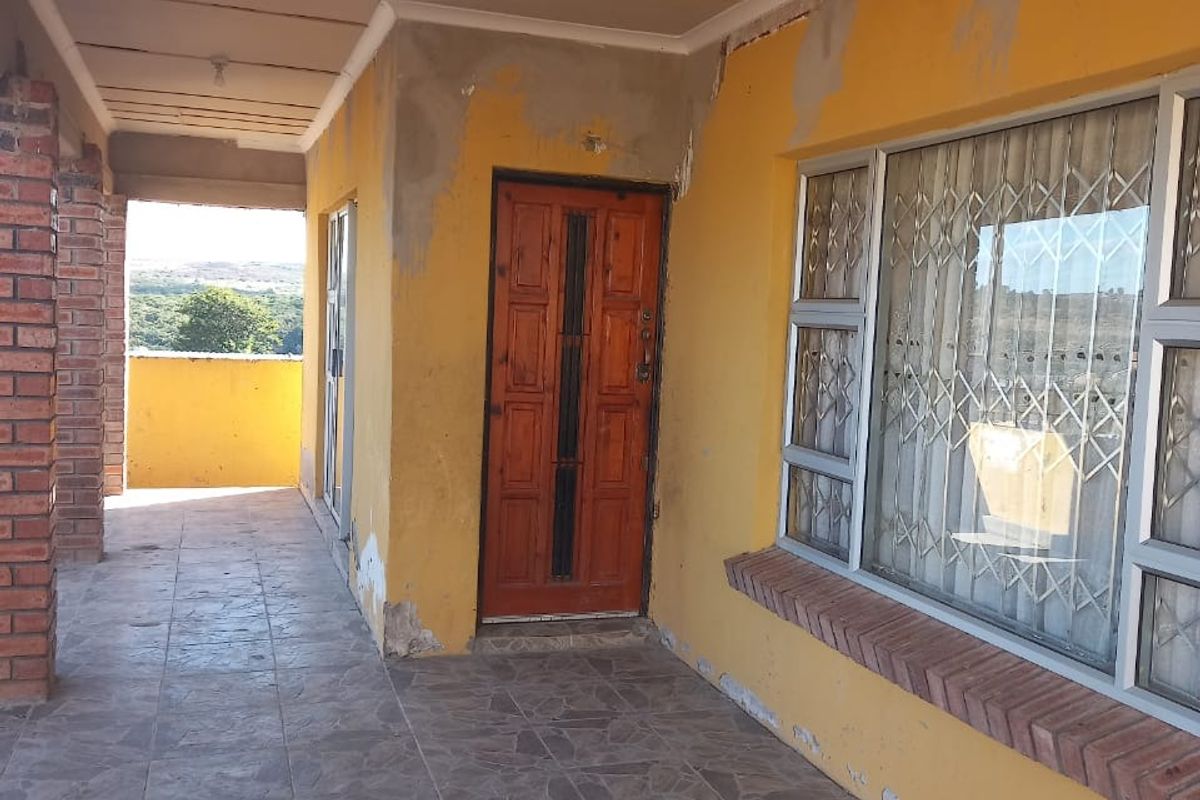 House For Sale In King Williams Town - Photo 2