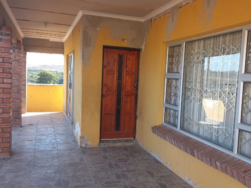 House For Sale In King Williams Town - Photo 2