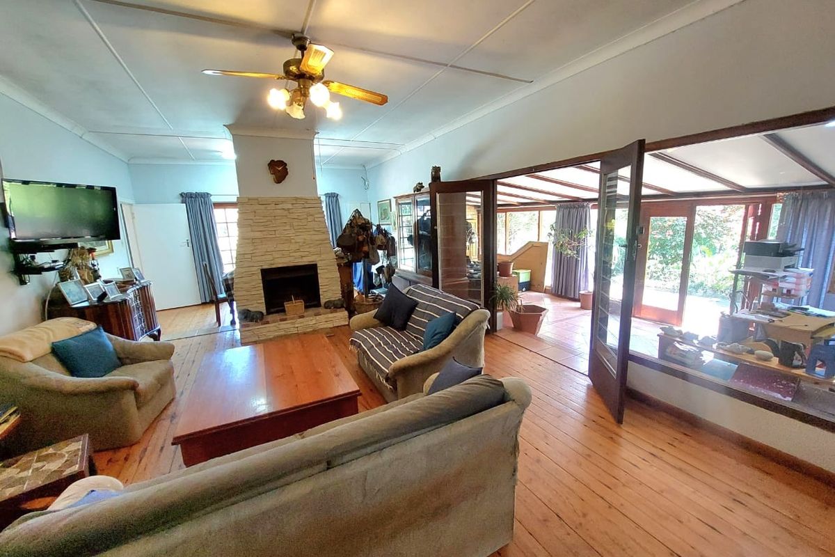 Smallholding For Sale In East London - Photo 2