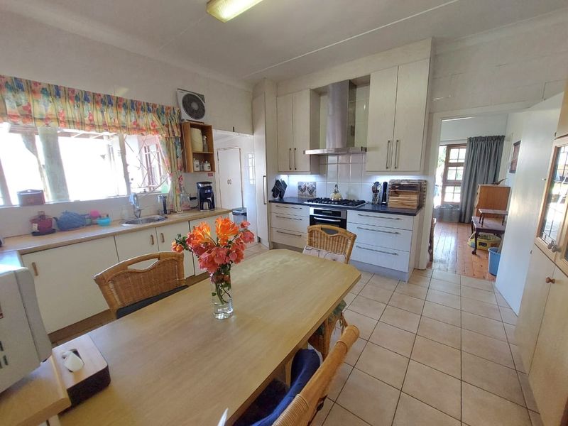Smallholding For Sale In East London - Photo 9