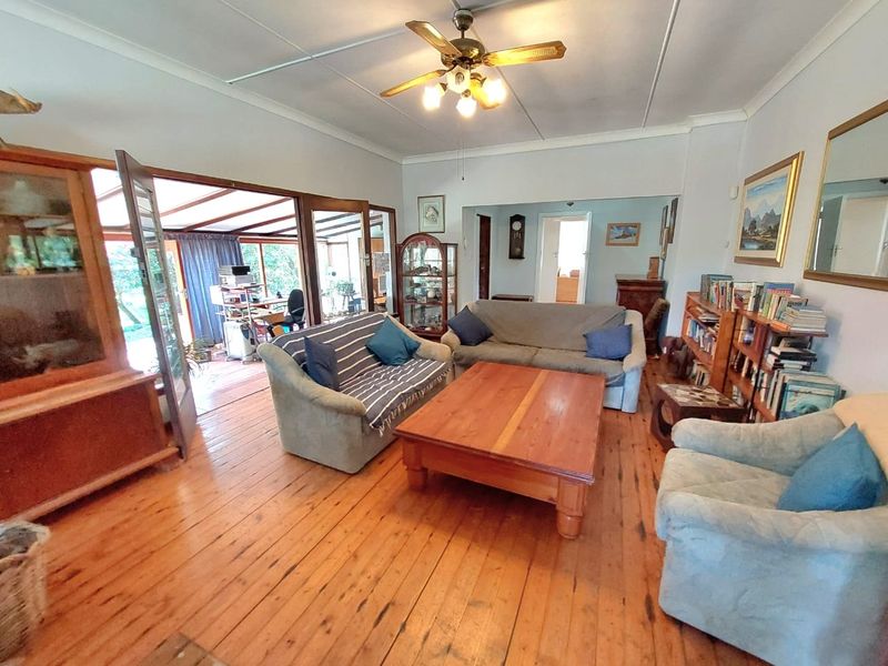 Smallholding For Sale In East London - Photo 3