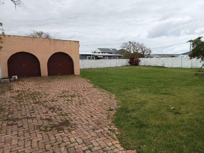 House For Sale In East London - Photo 6