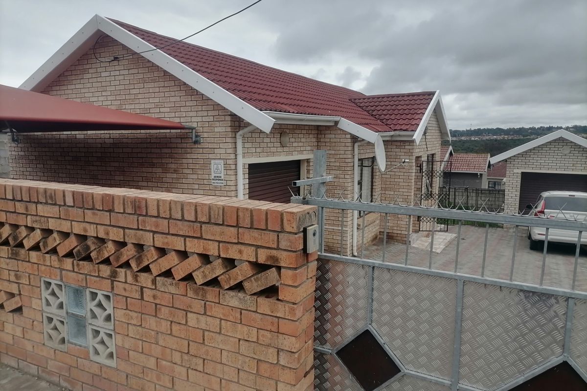 House For Sale In King Williams Town - Photo 2