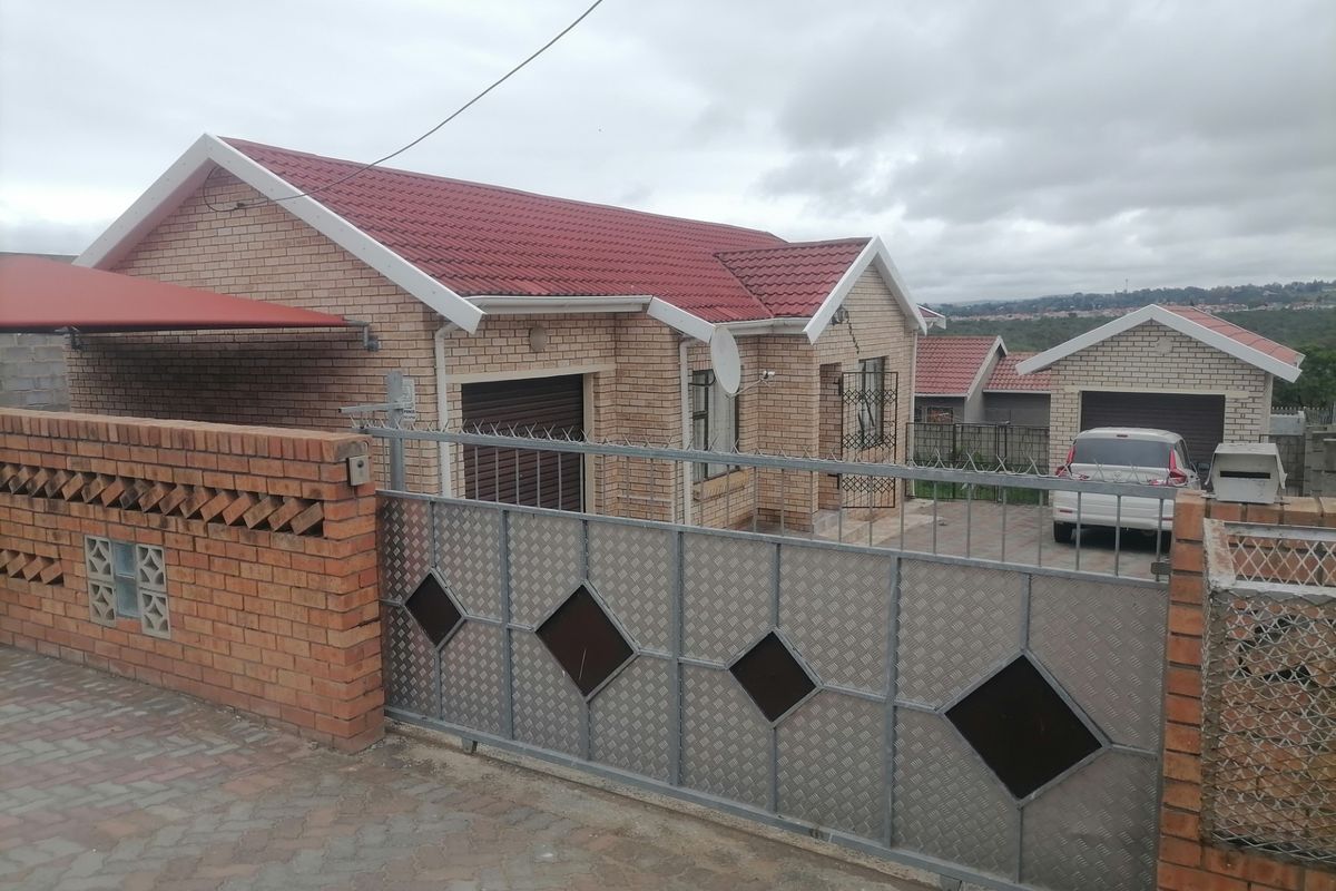 House For Sale In King Williams Town - Photo 4