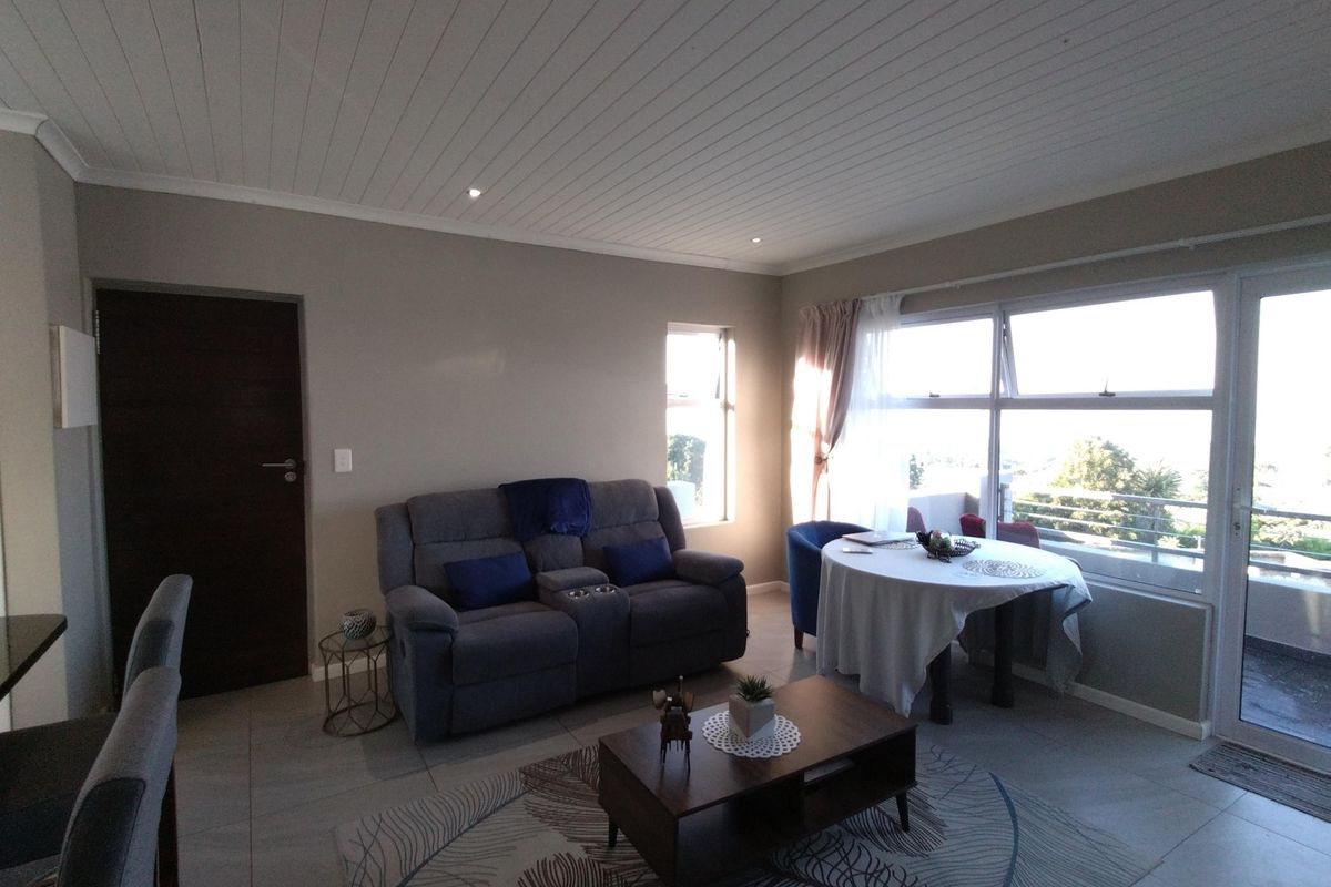 Apartment For Sale In East London - Photo 5