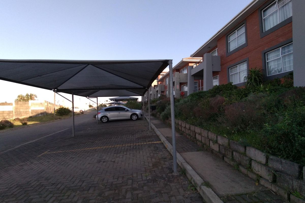 Apartment For Sale In East London - Photo 3