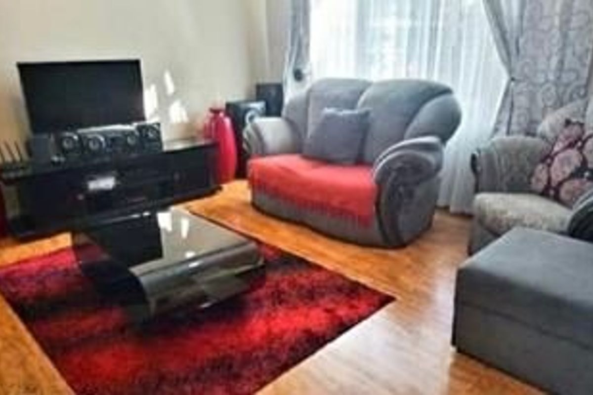 Strategicaly Positioned - Photo 5