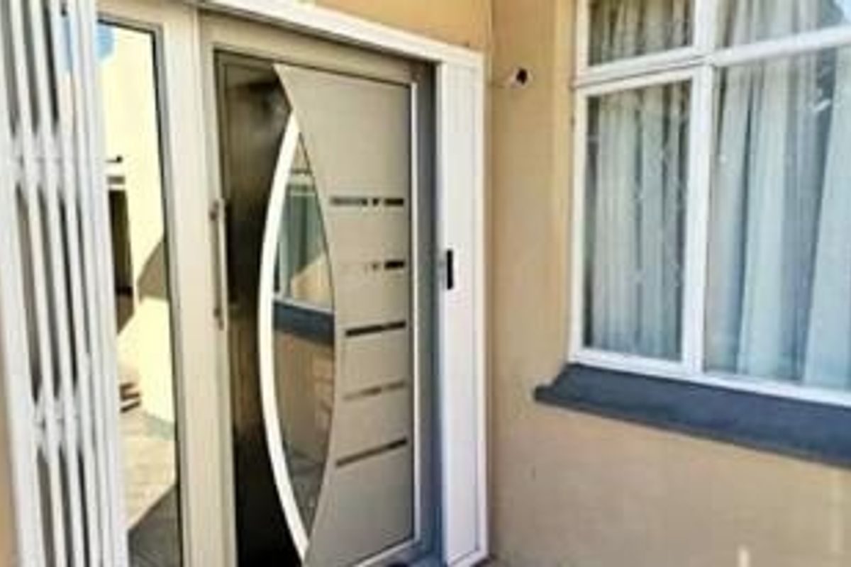 Strategicaly Positioned - Photo 3