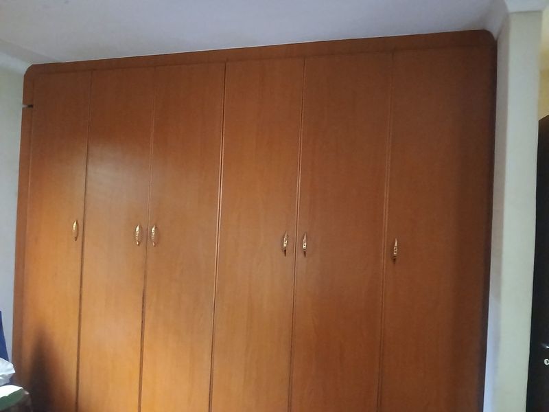 Family Home - Photo 10