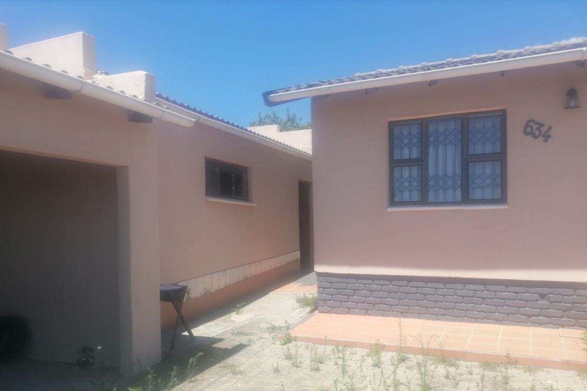 House For Sale In King Williams Town - Photo 3