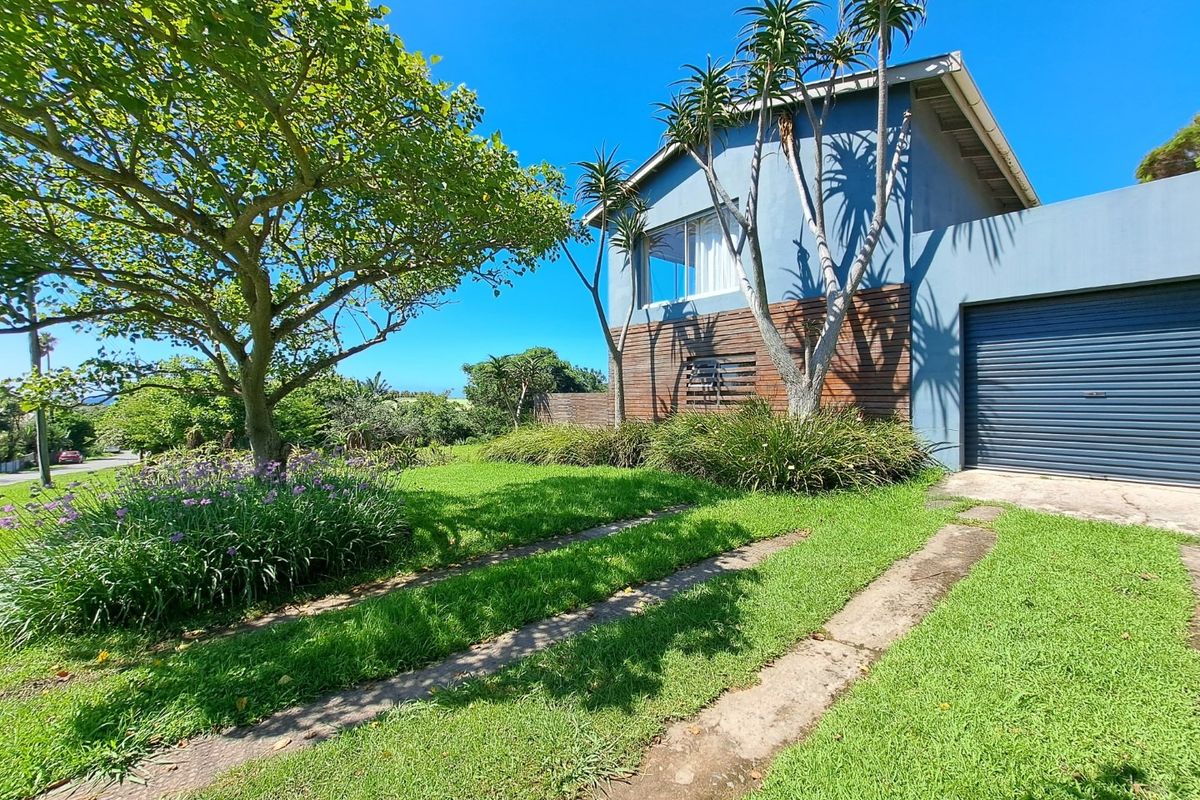 Coastal Gem in Sunrise on Sea - Photo 2