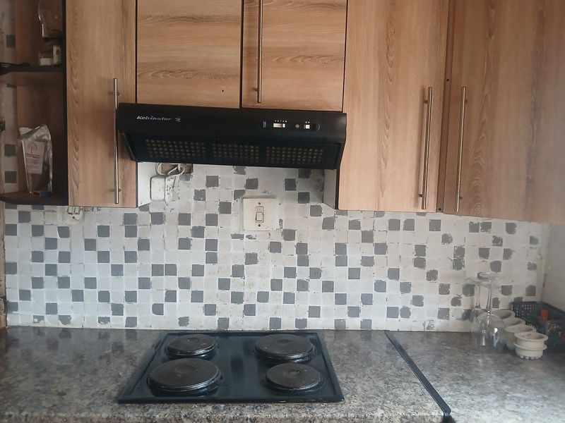 Family Home - Photo 3