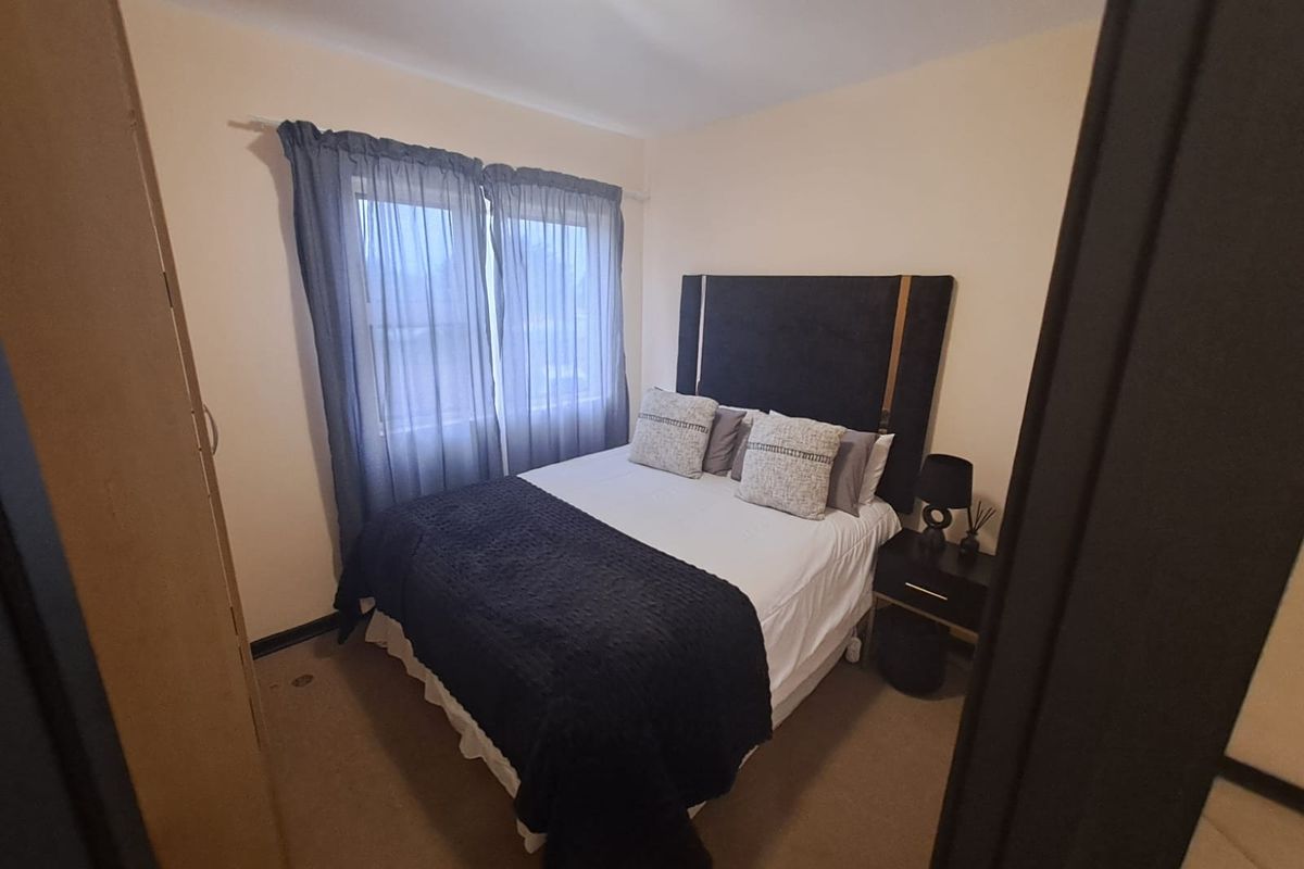 Apartment For Sale In East London - Photo 3