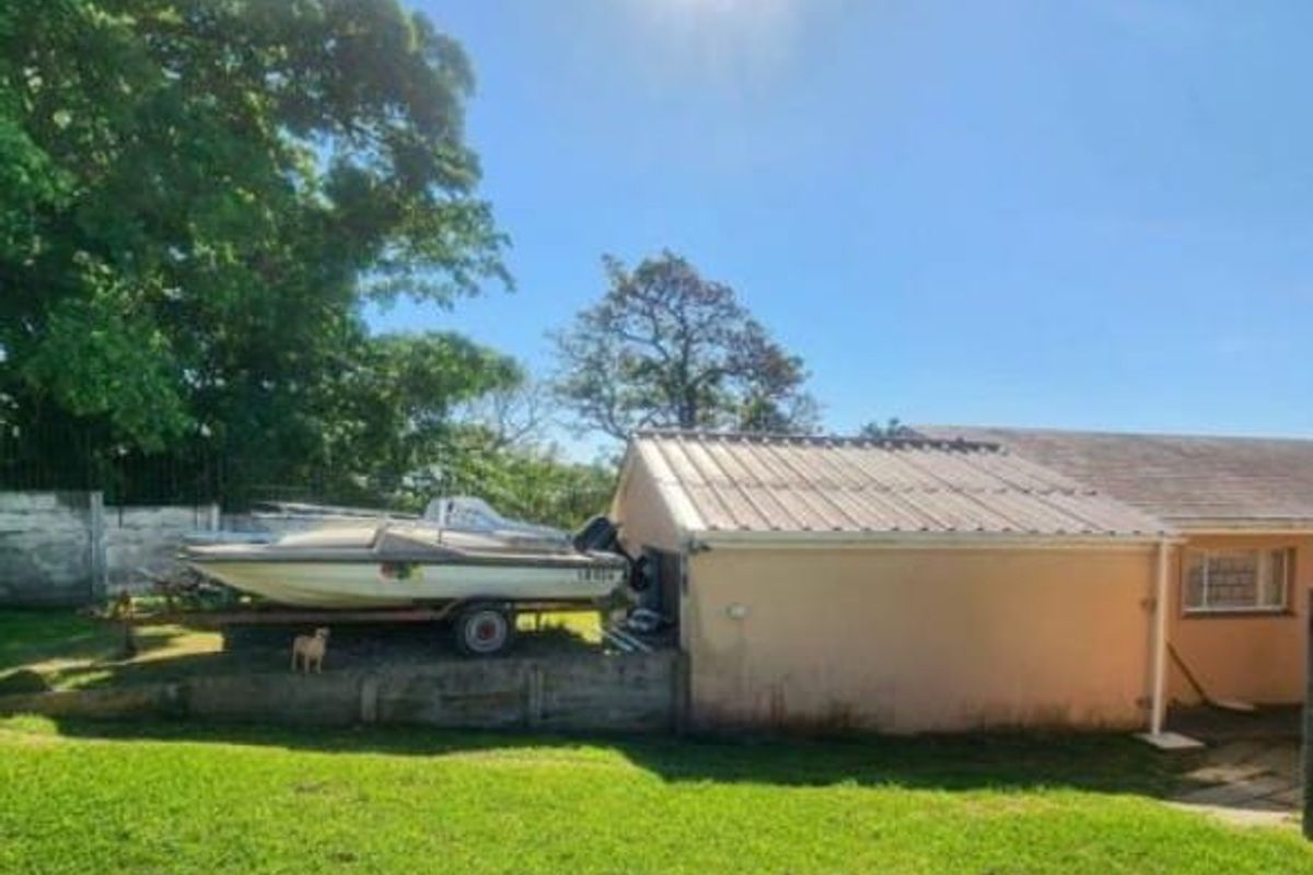 House For Sale In East London - Photo 4