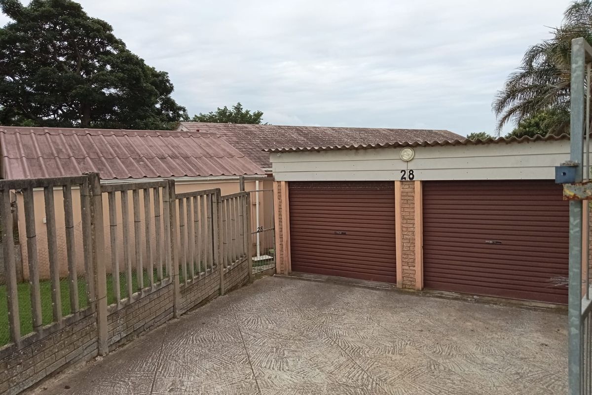 House For Sale In East London - Photo 3