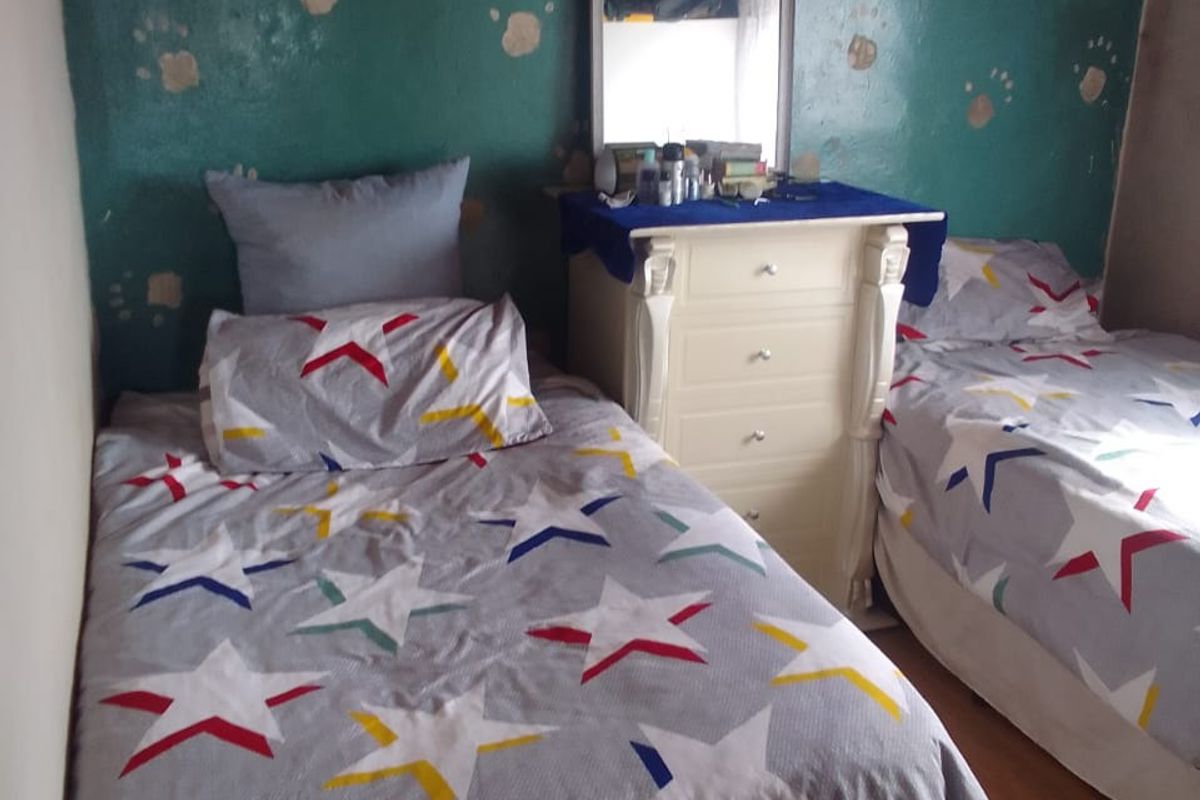 House For Sale In East London - Photo 5