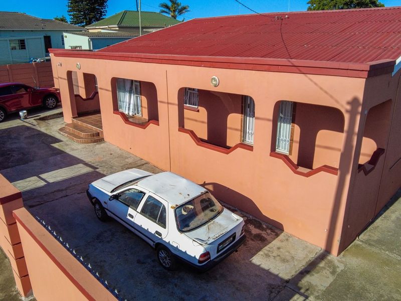 House For Sale In East London - Photo 5