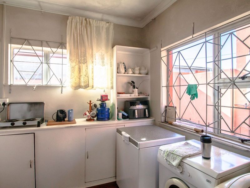 House For Sale In East London - Photo 10