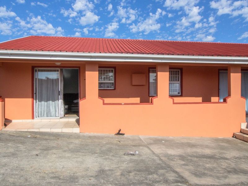 House For Sale In East London - Photo 5