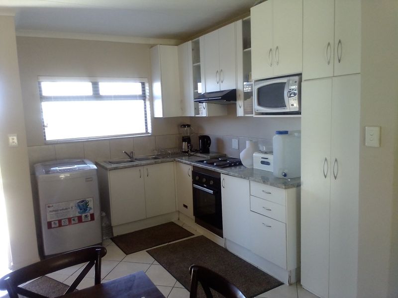 Gated Estate For Sale In East London - Photo 10