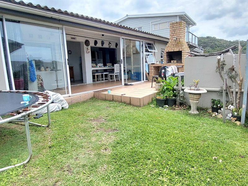 House For Sale In East London - Photo 2