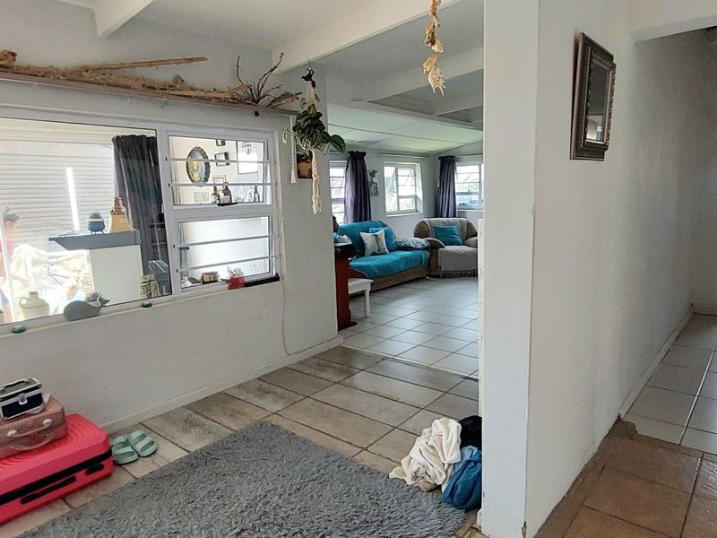 House For Sale In East London - Photo 7