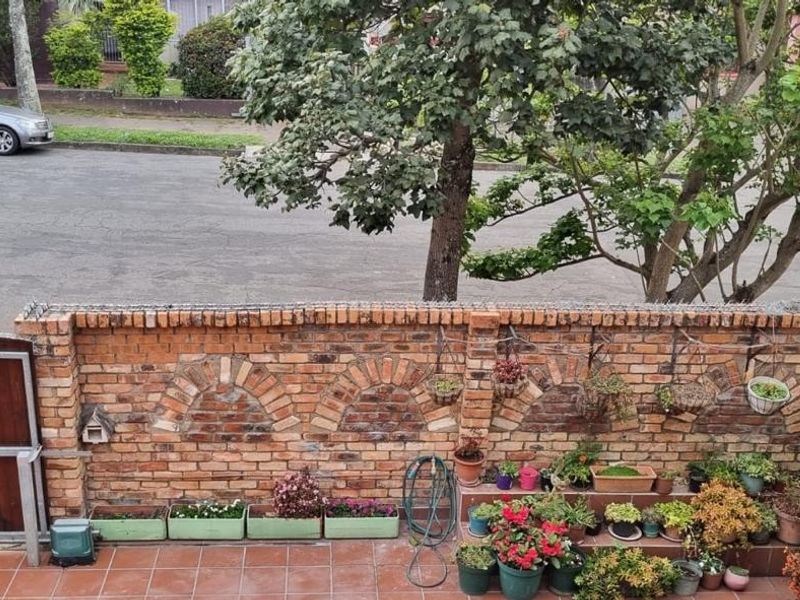 Townhouse For Sale In East London - Photo 9