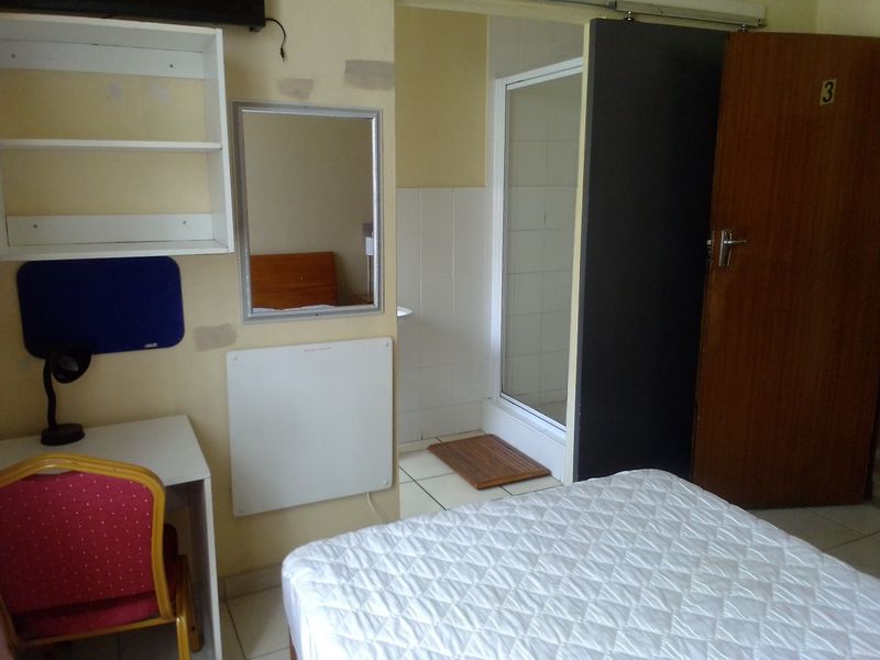 House For Sale In East London - Photo 10