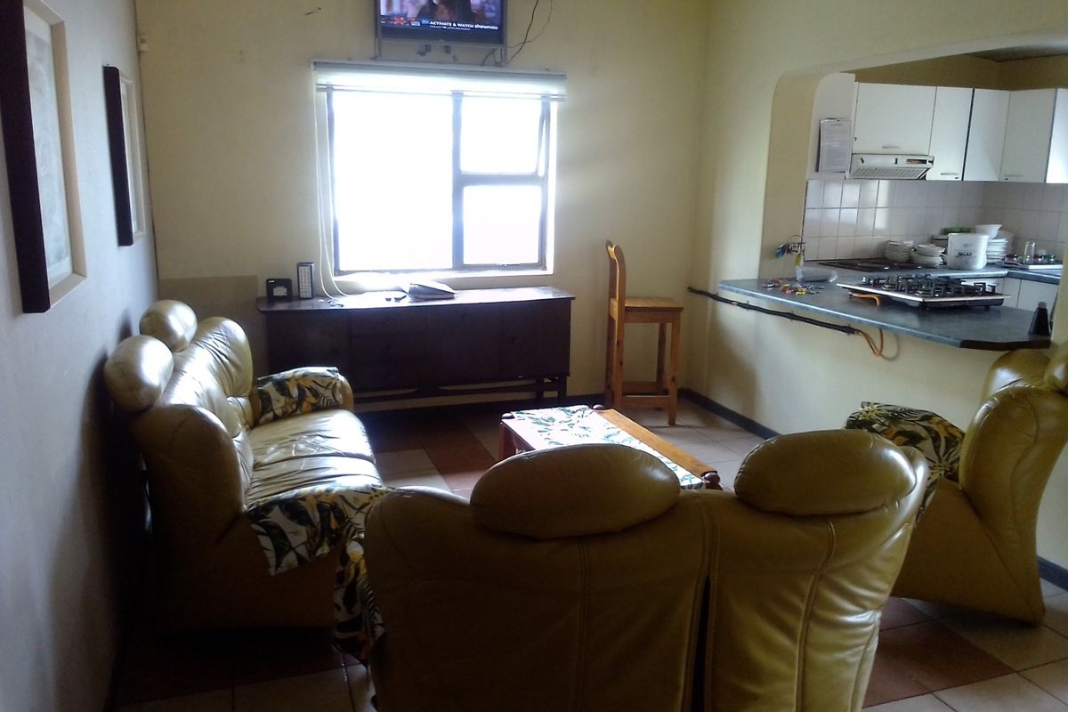 House For Sale In East London - Photo 4