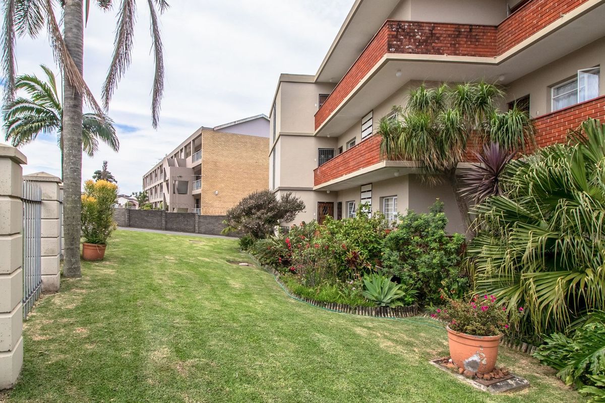 Apartment For Sale In East London - Photo 3